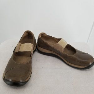 Romika Milla-75 Tan Slip-on Mary Janes, US size 9